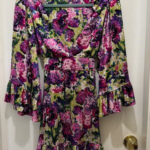 Betsey Johnson Collection Satin Bell Sleeve Dress Hydrangea Floral Print